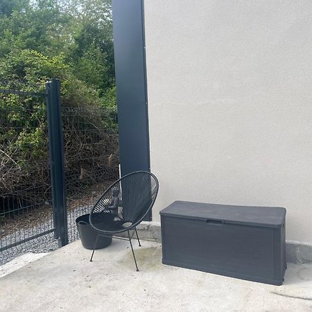 Dependance Prive Apartment แซ็งต์-ทีโบลต์-เดส์-วีญส์ ภายนอก รูปภาพ